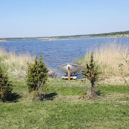 Paehkli Seaside With Cozy Outdoor Patio
